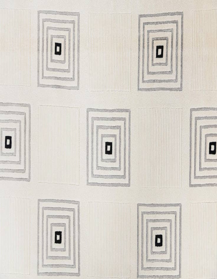 Detail image of  5' 7 x 7' 11  Hand Knotted Darya Wool Rug