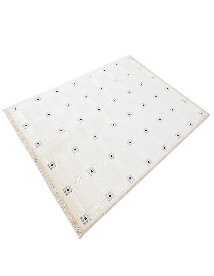 Detail image of  5' 7 x 7' 10 Darya Rug