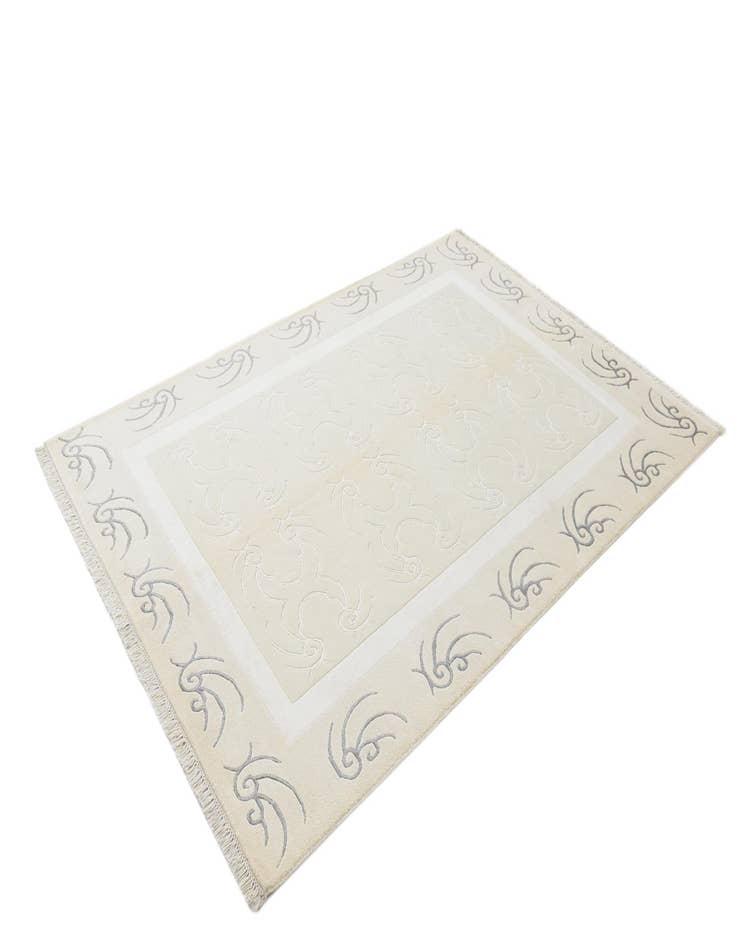 Detail image of  5' 7 x 7' 11  Hand Knotted Darya Wool Rug