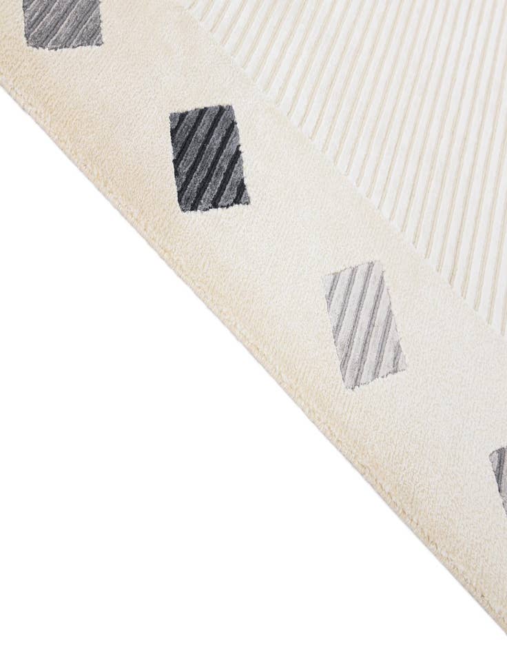 Detail image of  5' 7 x 7' 11  Hand Knotted Darya Wool Rug