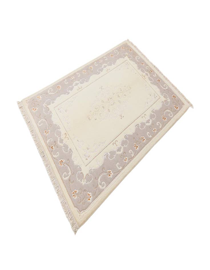 Detail image of  3' 11 x 5' 11  Hand Knotted Darya Wool Rug