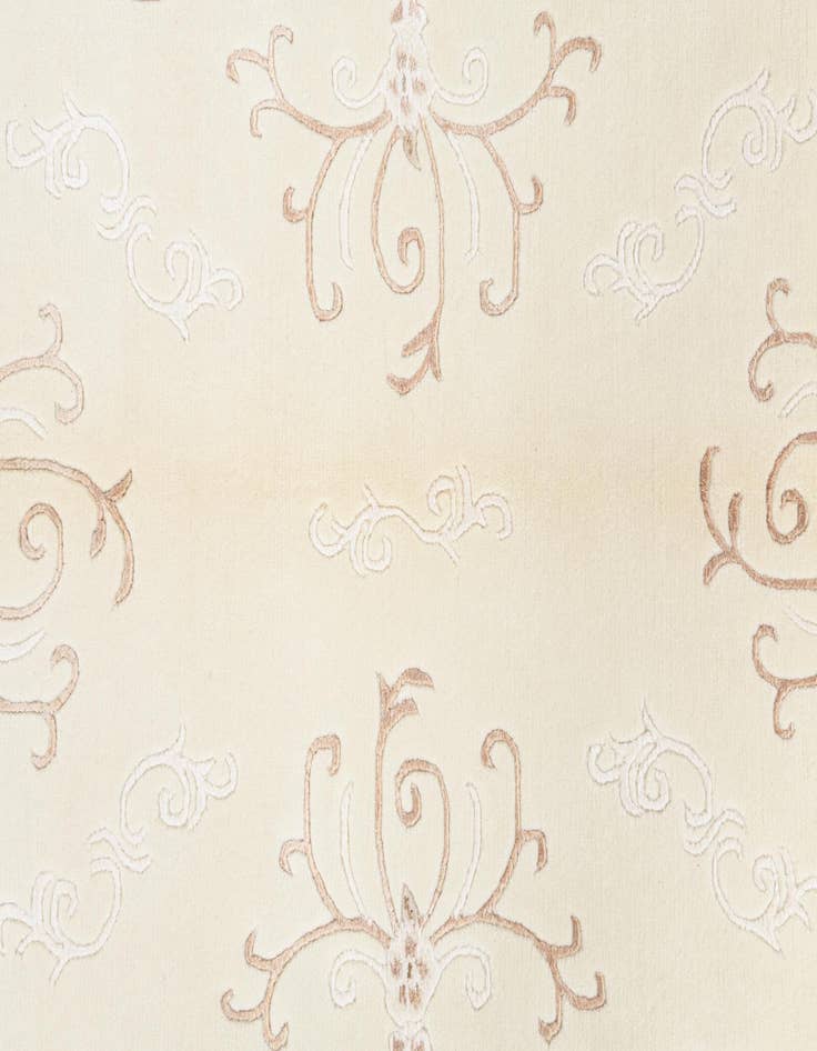 Detail image of  4' 1 x 6' 2  Hand Knotted Darya Rug