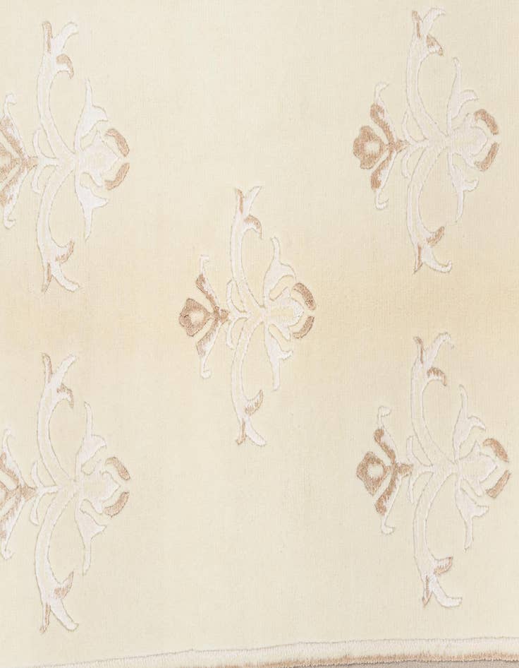 Detail image of  4' x 6'  Hand Knotted Darya Wool Rug