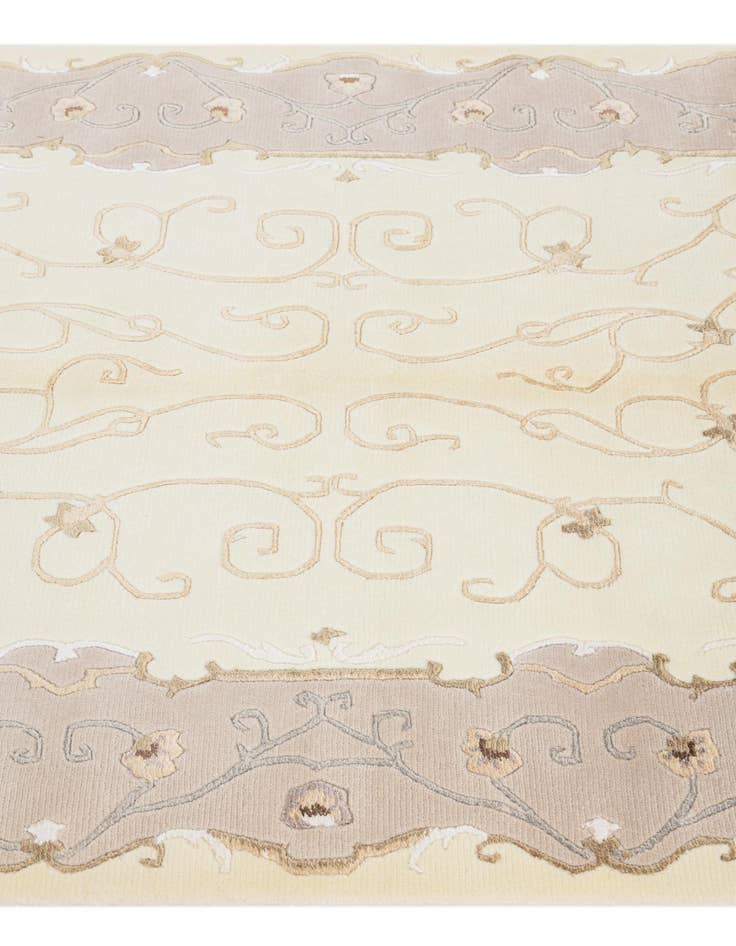 Detail image of  4' x 6' 1  Hand Knotted Darya Wool Rug