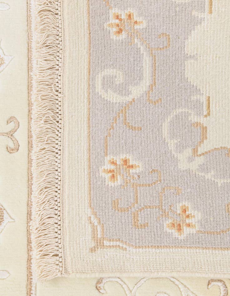 Detail image of  4' x 5' 10  Hand Knotted Darya Wool Rug