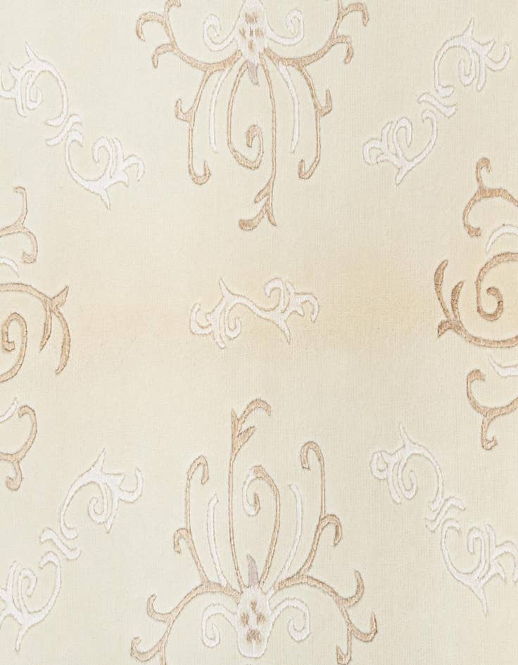 Detail image of  3' 11 x 5' 11  Hand Knotted Darya Wool Rug