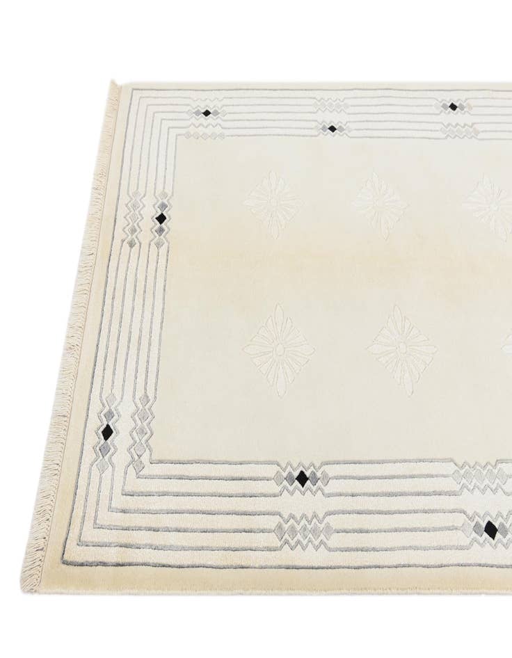 Detail image of  3' 11 x 6' 1  Hand Knotted Darya Wool Rug