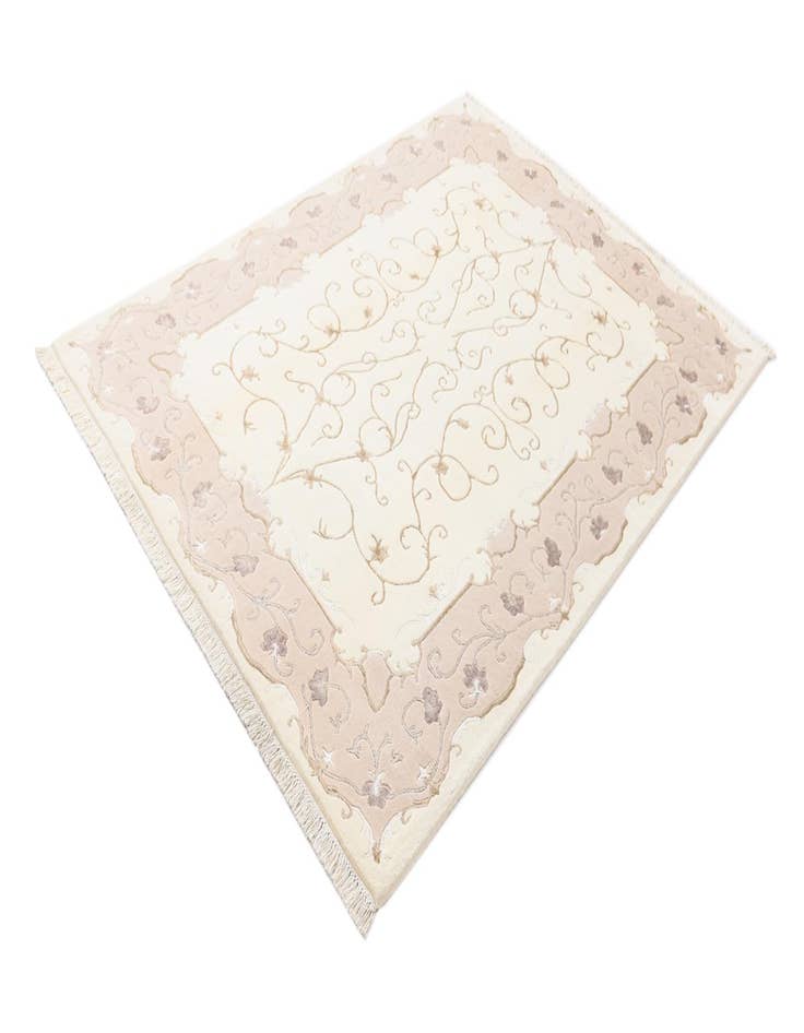 Detail image of  5' 7 x 7' 9  Hand Knotted Darya Wool Rug