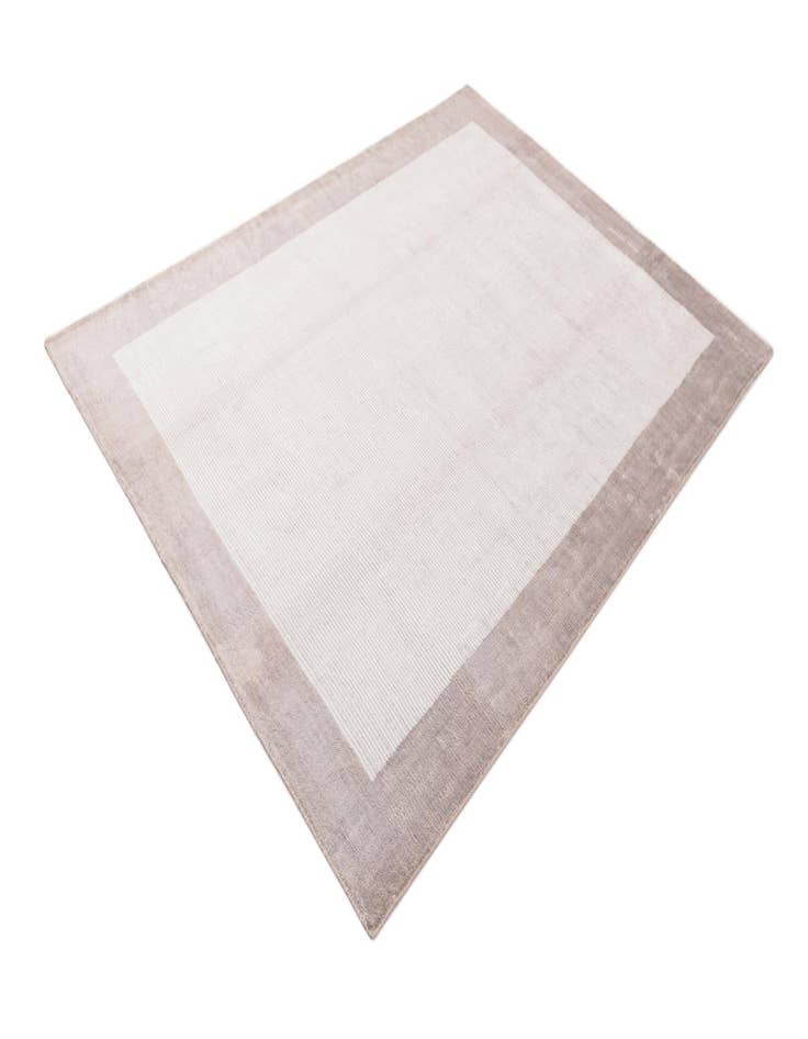 Detail image of  5' 7 x 8'  Hand Knotted Darya Wool Rug