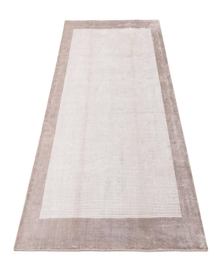 Detail image of  5' 7 x 8'  Hand Knotted Darya Wool Rug