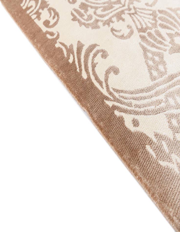 Detail image of  5' 10 x 7' 10  Hand Knotted Darya Wool Rug