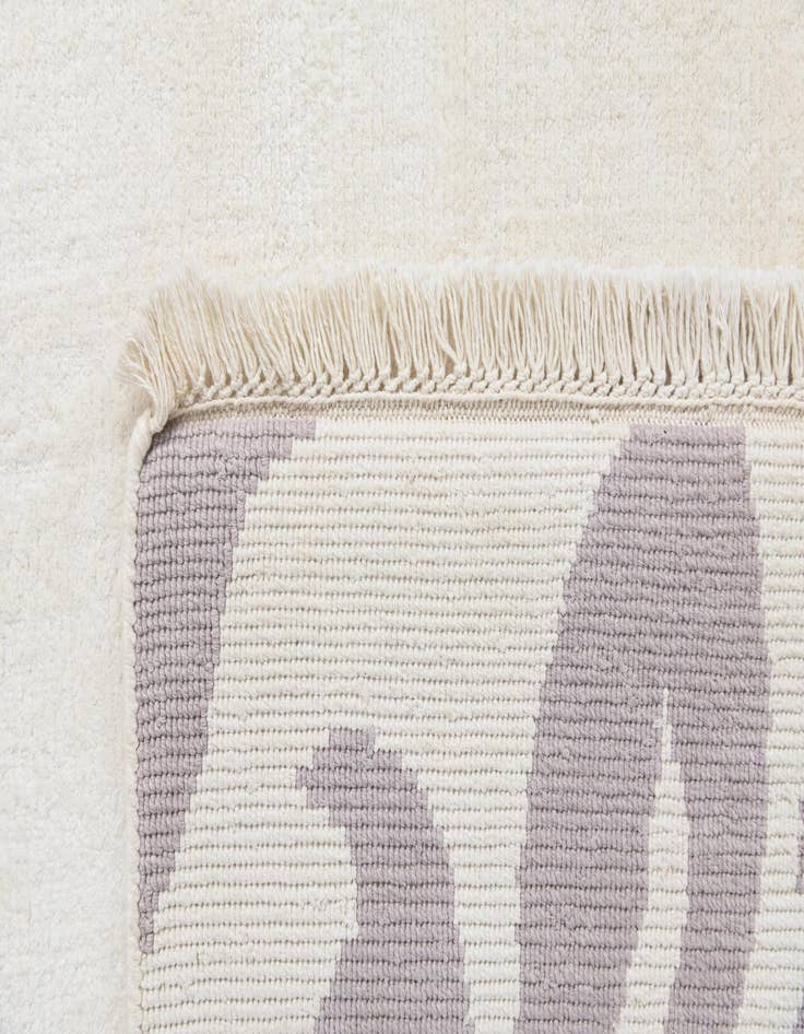 Detail image of  5' 6 x 8' 1  Hand Knotted Darya Wool Rug