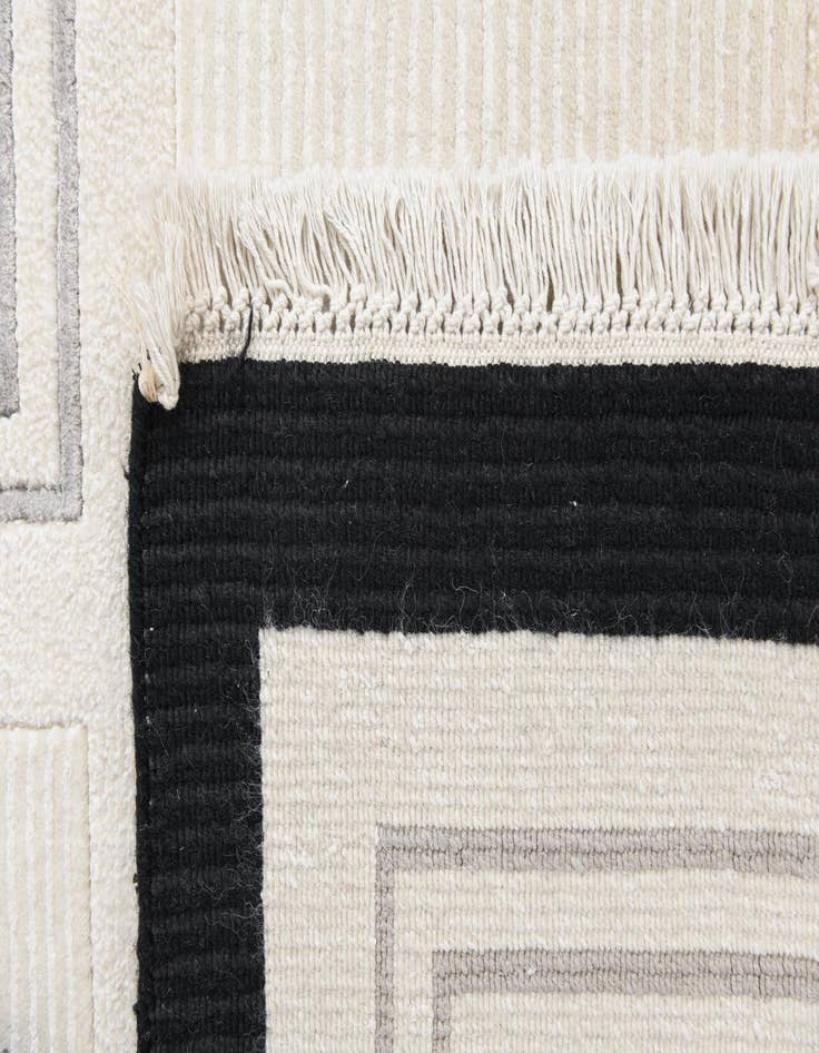 Detail image of  5' 6 x 7' 10  Hand Knotted Darya Wool Rug