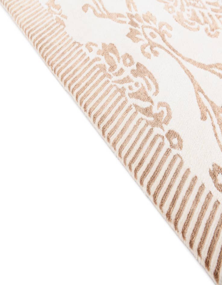 Detail image of  5' 10 x 8' 2  Hand Knotted Darya Wool Rug