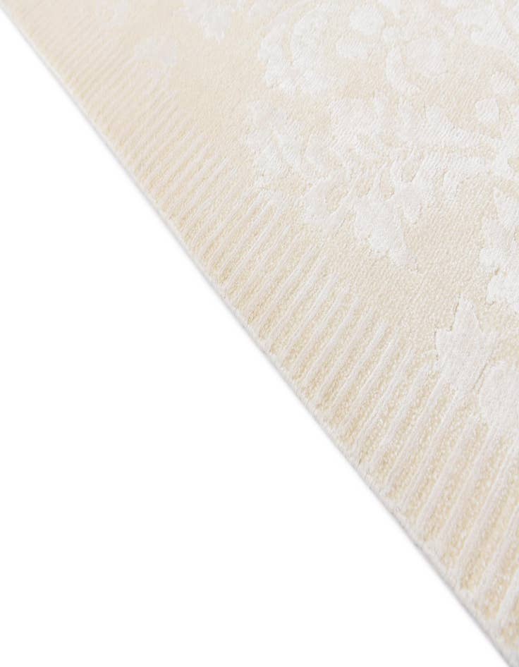 Detail image of  5' 7 x 7' 10  Hand Knotted Darya Wool Rug