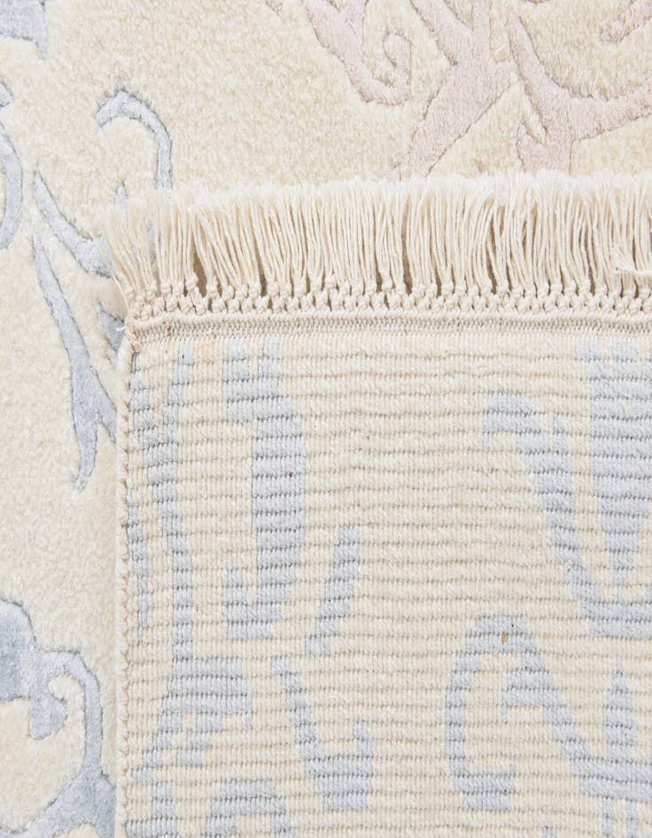 Detail image of  5' 7 x 7' 9  Hand Knotted Darya Wool Rug