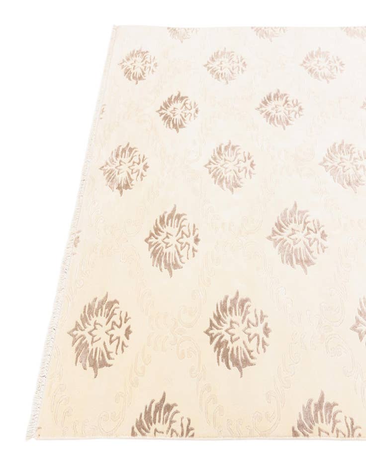 Detail image of  5' 7 x 7' 10  Hand Knotted Darya Wool Rug