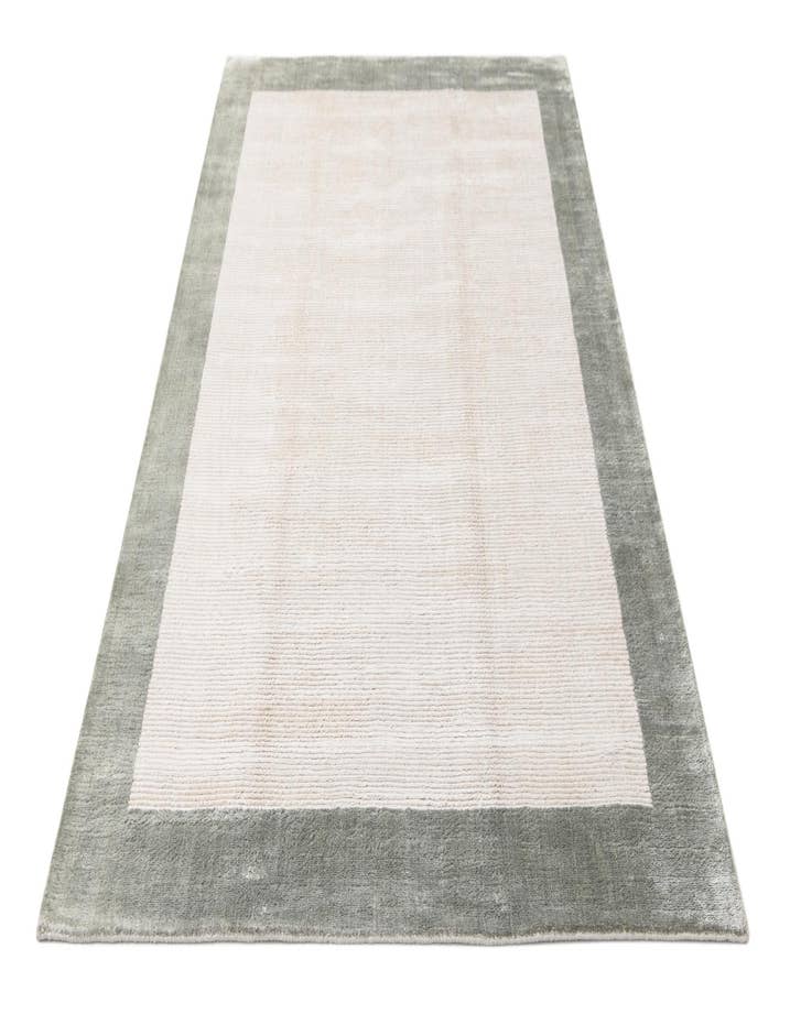 Detail image of  5' 7 x 7' 10  Hand Knotted Darya Wool Rug