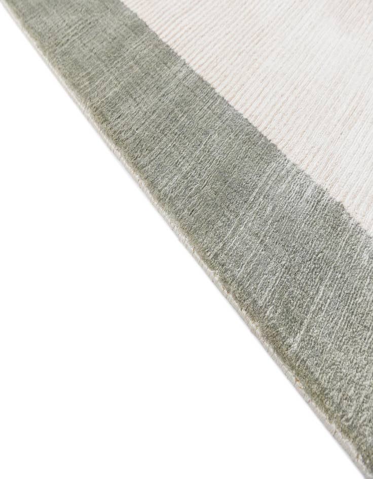 Detail image of  5' 7 x 7' 10  Hand Knotted Darya Wool Rug