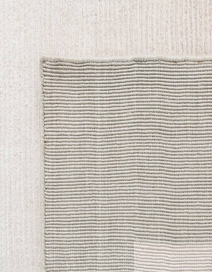 Detail image of  5' 7 x 7' 10  Hand Knotted Darya Wool Rug