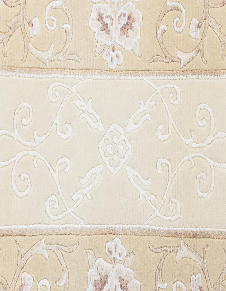 Detail image of  2' 9 x 5'  Hand Knotted Darya Wool Rug