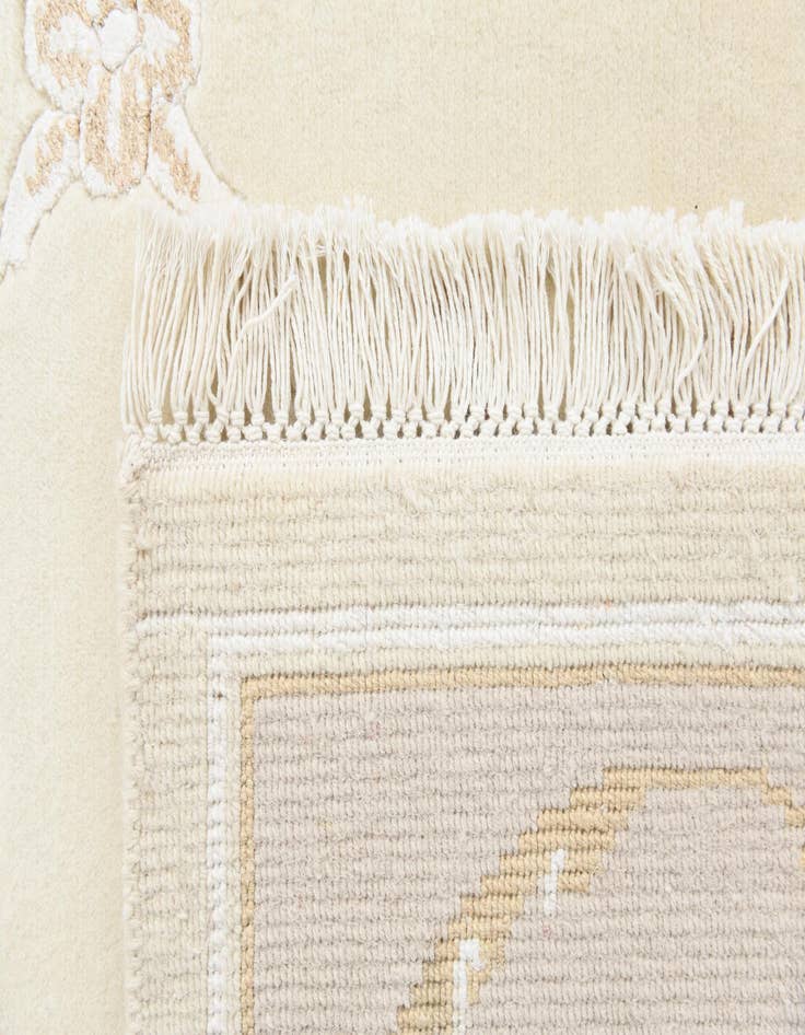 Detail image of  5' 9 x 8'  Hand Knotted Darya Wool Rug