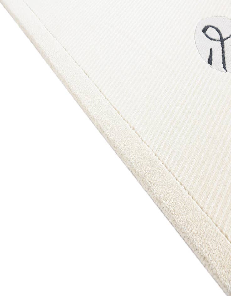 Detail image of  5' 6 x 7' 10  Hand Knotted Darya Wool Rug