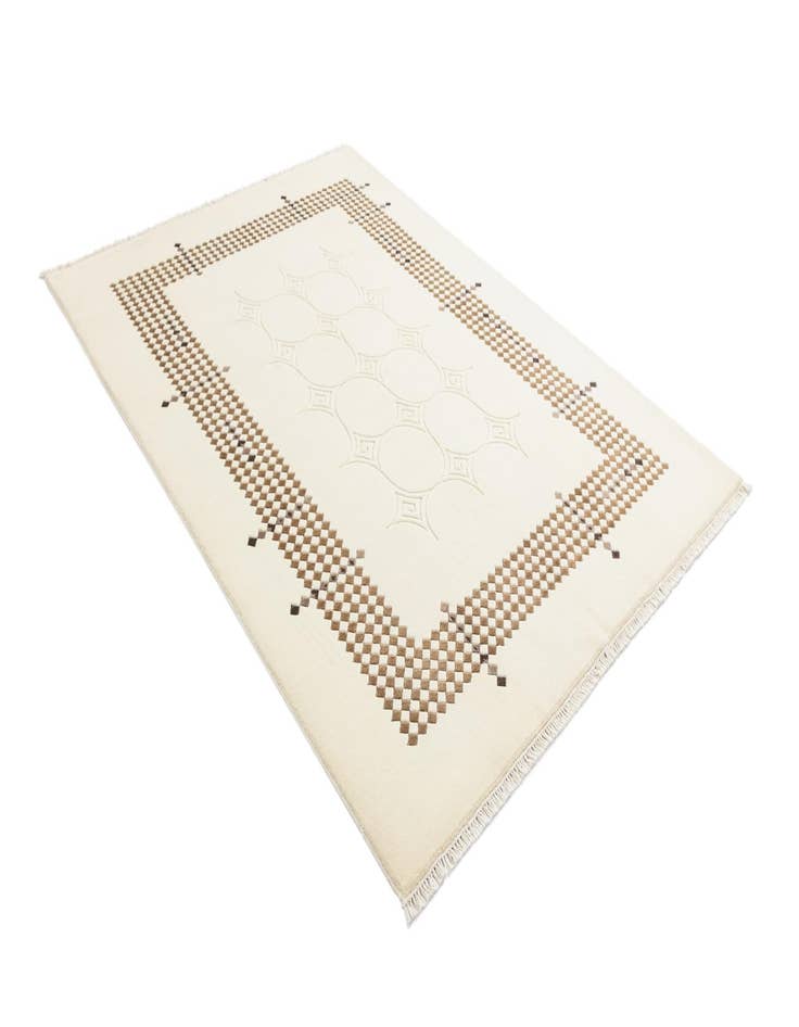 Detail image of  5' 7 x 7' 10  Hand Knotted Darya Wool Rug