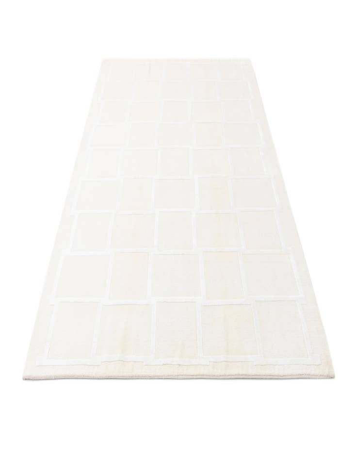 Detail image of  5' 9 x 8'  Hand Knotted Darya Wool Rug