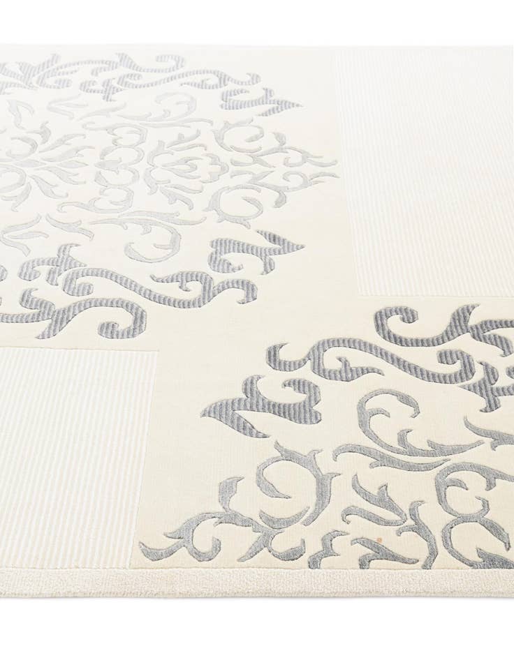 Detail image of  5' 7 x 7' 10  Hand Knotted Darya Wool Rug