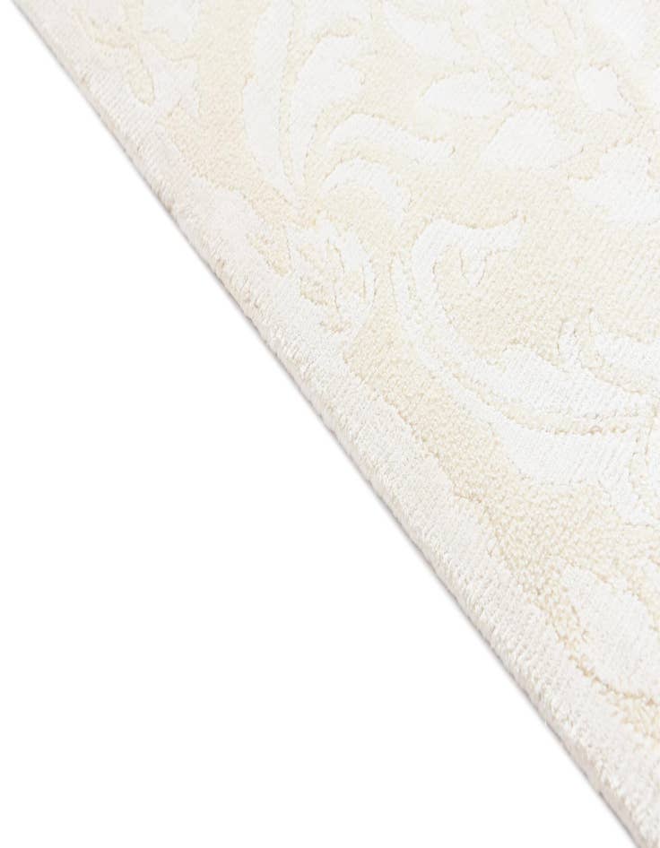 Detail image of  3' x 4' 11  Hand Knotted Darya Wool Rug