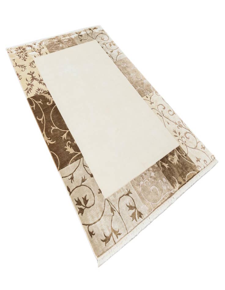 Detail image of  5' 7 x 7' 10  Hand Knotted Darya Wool Rug