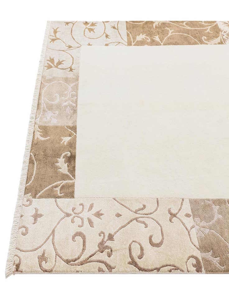 Detail image of  5' 7 x 7' 10  Hand Knotted Darya Wool Rug