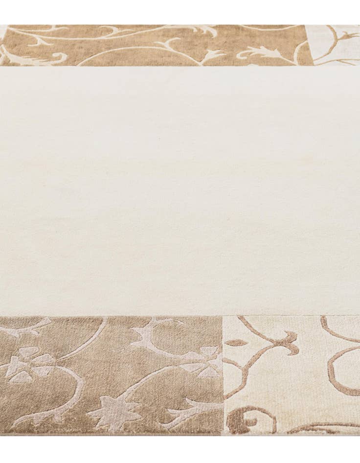 Detail image of  5' 7 x 7' 10  Hand Knotted Darya Wool Rug