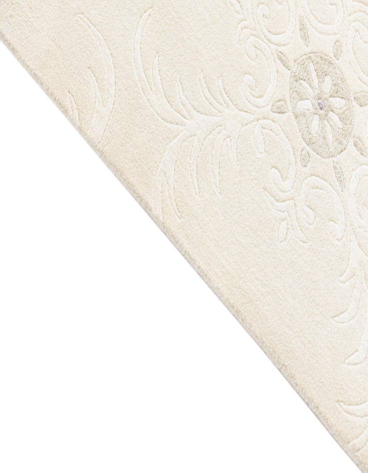 Detail image of  5' 7 x 8'  Hand Knotted Darya Wool Rug