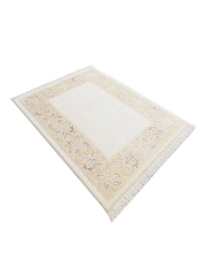 Detail image of  6' x 7' 11 Darya Rug