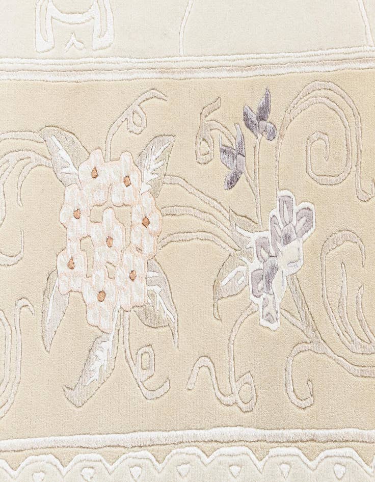 Detail image of  6' x 7' 11 Darya Rug