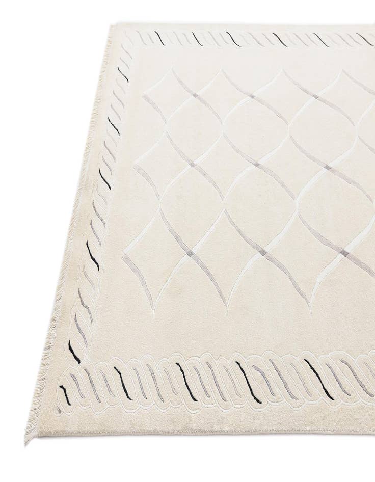 Detail image of  5' 5 x 7' 10 Darya Rug