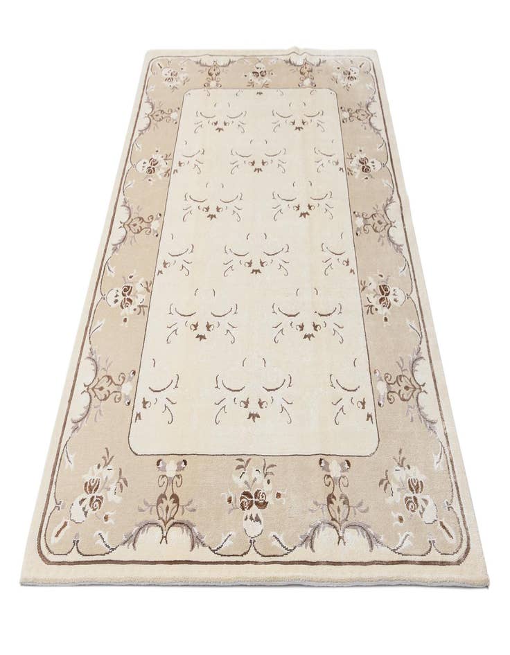 Detail image of  5' 9 x 8' 1 Darya Rug