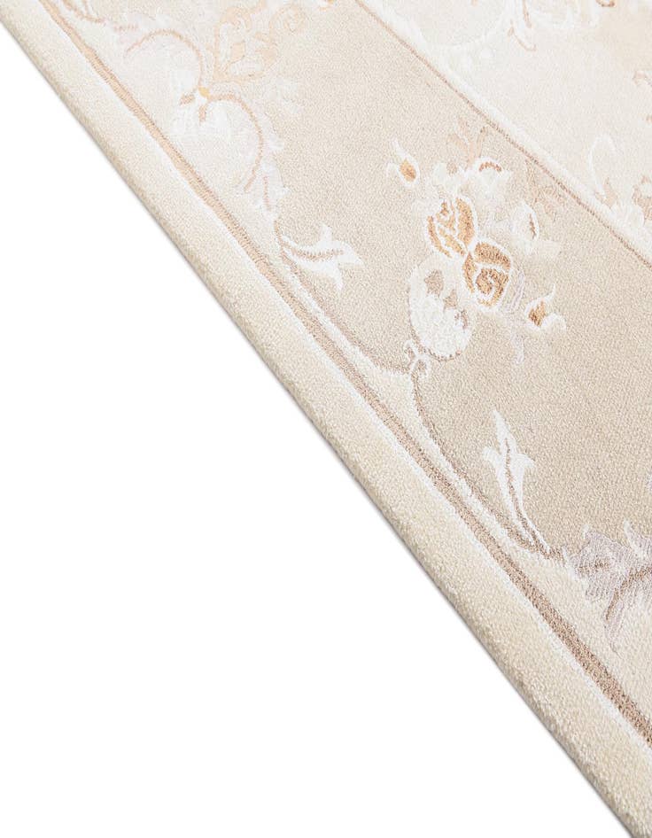 Detail image of  5' 9 x 8' 1 Darya Rug