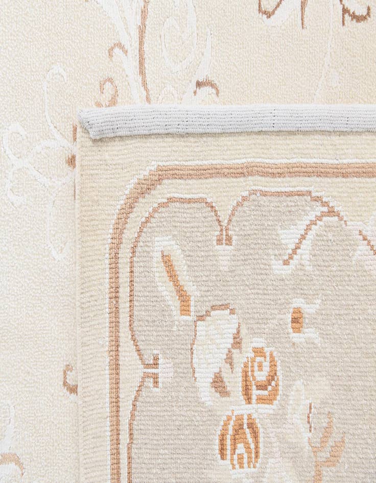 Detail image of  5' 8 x 7' 11  Hand Knotted Darya Wool Rug