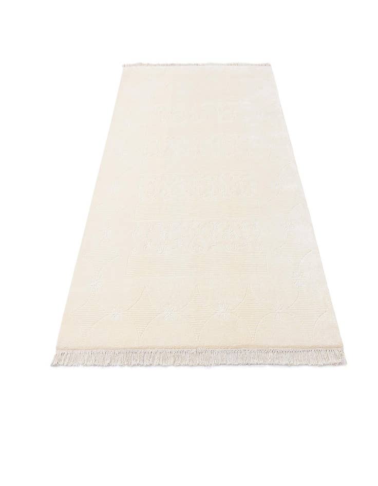 Detail image of  4' 11 x 6' 11 Darya Rug