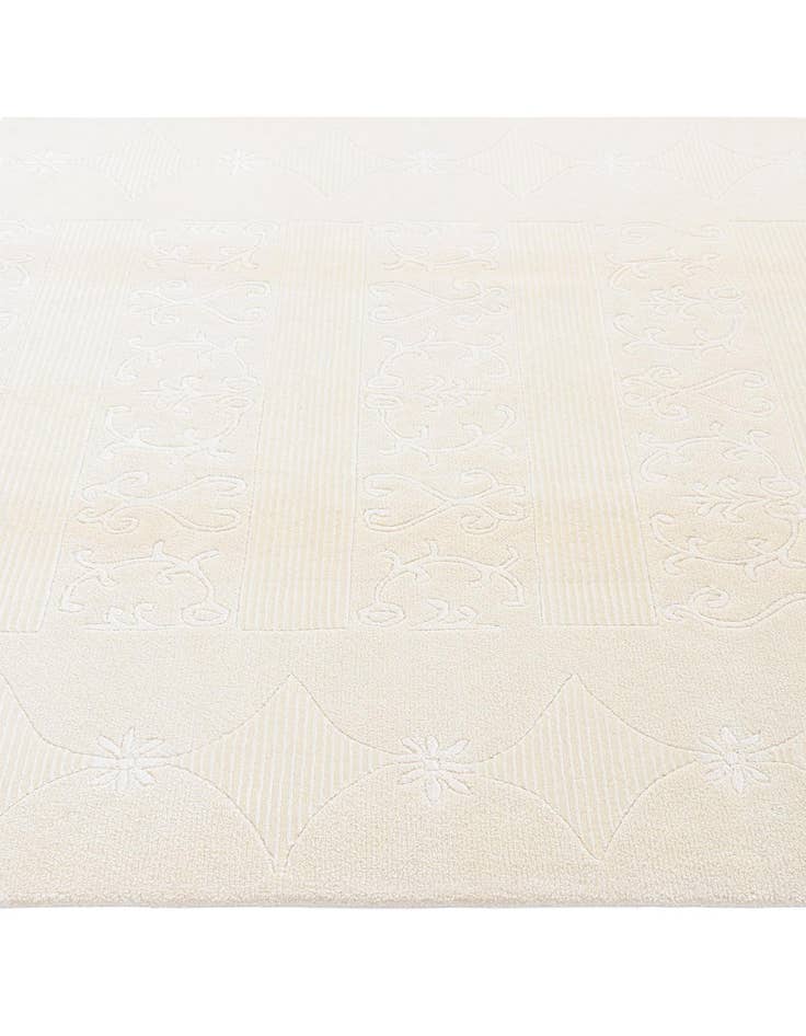 Detail image of  4' 11 x 6' 11 Darya Rug