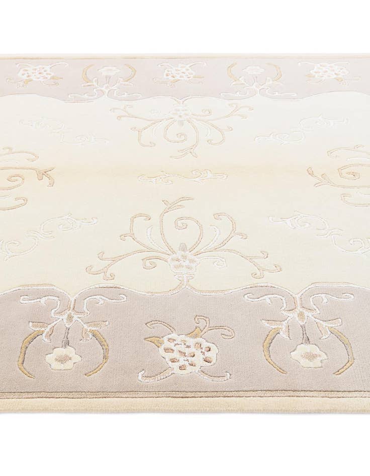 Detail image of  4' 11 x 6' 7 Darya Rug