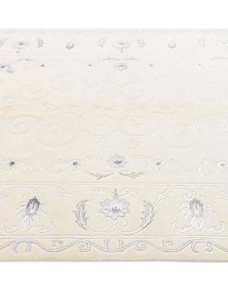 Detail image of  4' 11 x 6' 7  Hand Knotted Darya Wool Rug