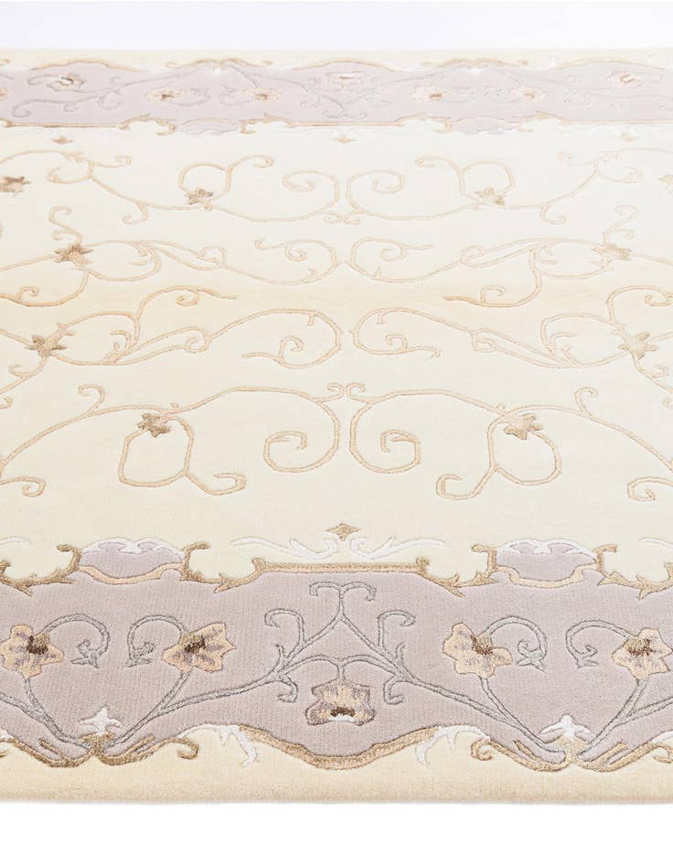 Detail image of  5' 1 x 6' 6 Darya Rug