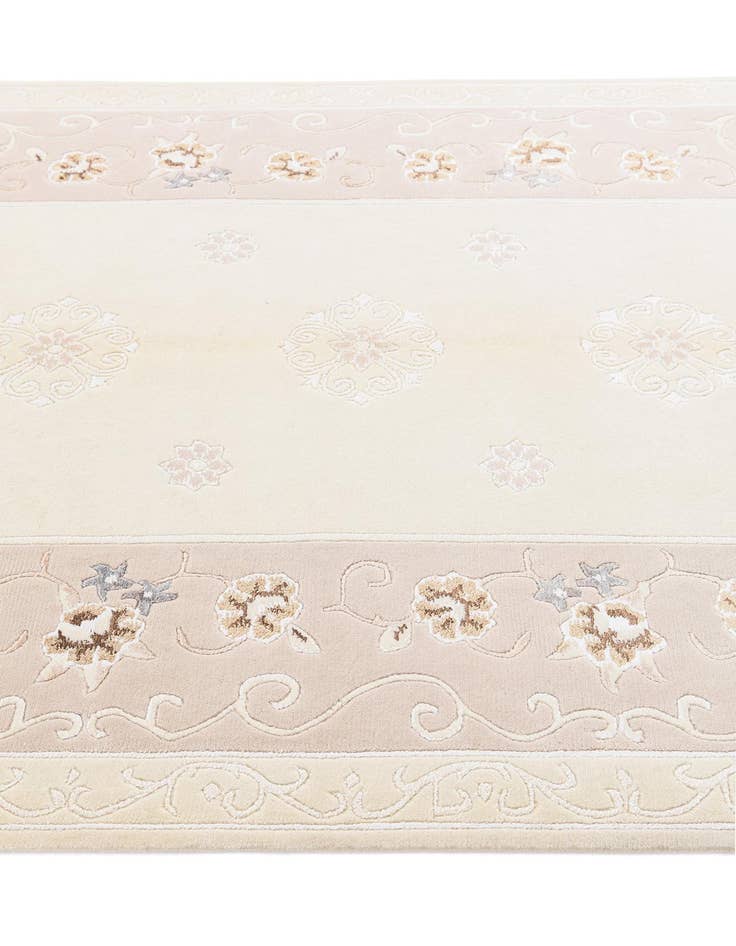 Detail image of  4' 10 x 6' 8 Darya Rug