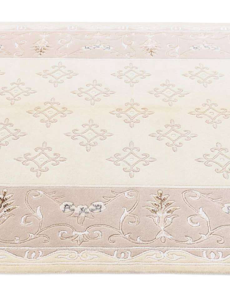 Detail image of  4' 11 x 6' 9 Darya Rug