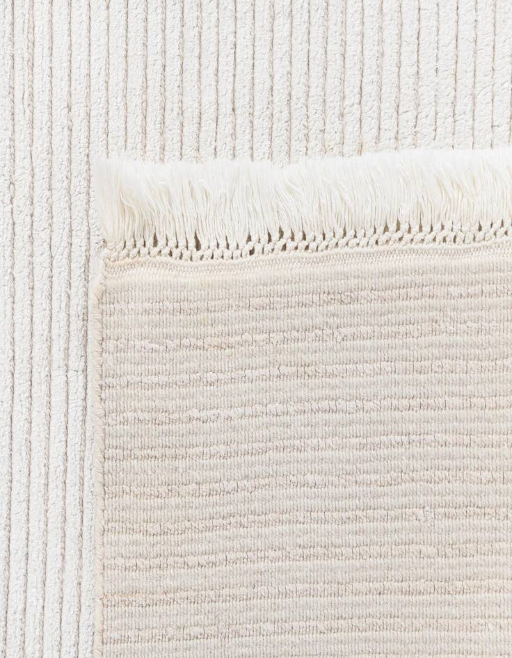 Detail image of  5' x 6' 7 Darya Rug