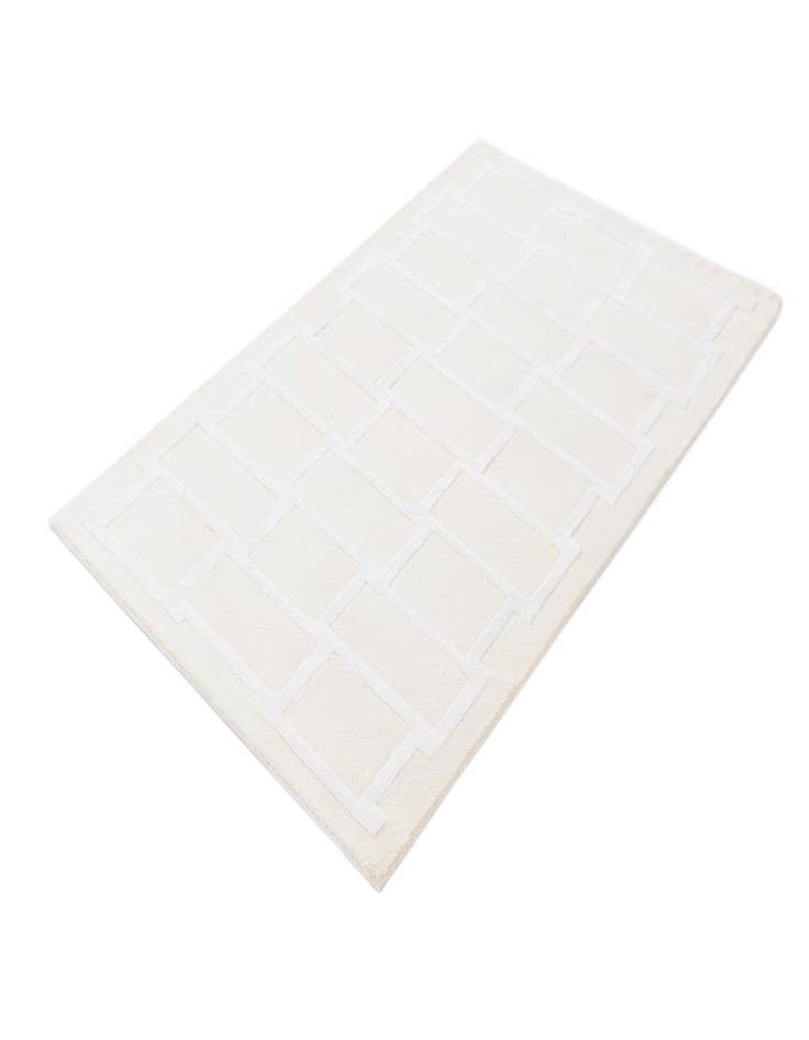 Detail image of  3' x 4' 11  Hand Knotted Darya Wool Rug